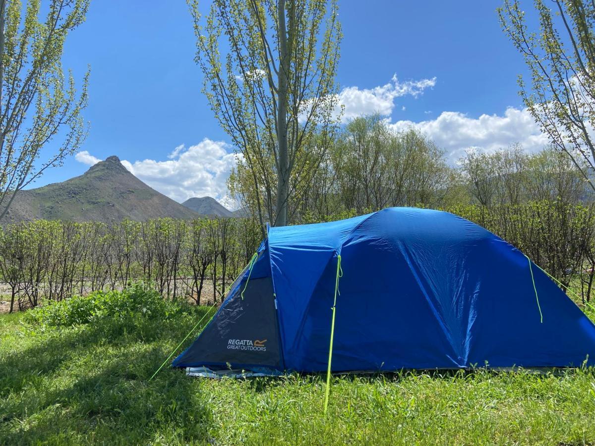 Crossway Camping Yeghegnadzor Bagian luar foto