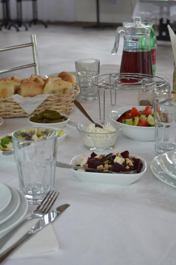 Crossway Camping Yeghegnadzor Bagian luar foto