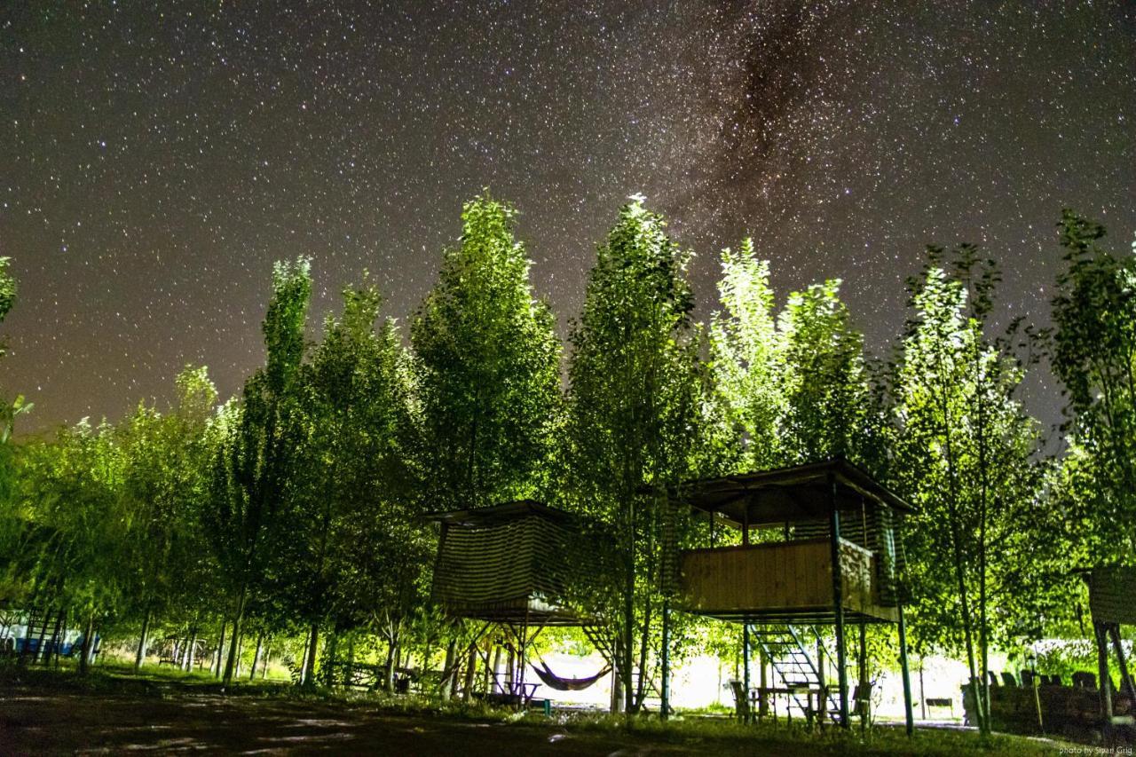 Crossway Camping Yeghegnadzor Bagian luar foto